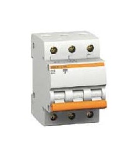 Schneider Electric Автоматический выключатель ВА63 3П 63А C 11229