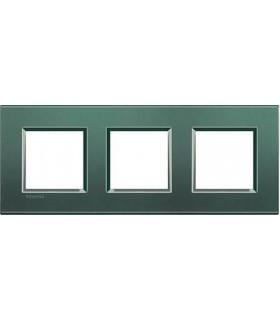 Рамка прямоугольная на 3 поста (2+2+2 модуля), BTicino LivingLight, зеленый шелк LNA4802M3PK