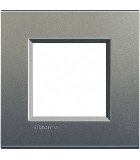 Рамка прямоугольная на 1 пост (2 модуля), BTicino LivingLight, серый шелк LNA4802AE