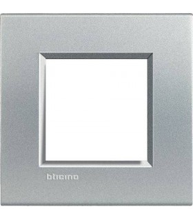Рамка прямоугольная на 1 пост (2 модуля) BTicino LivingLight, алюминий LNA4802TE