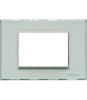 Рамка прямоугольная на 1 пост (3 модуля), BTicino LivingLight, kristall LND4803KR