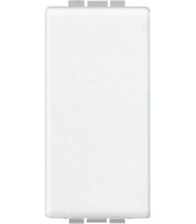 Заглушка (1 модуль) Bticino LivingLight, белый N4950