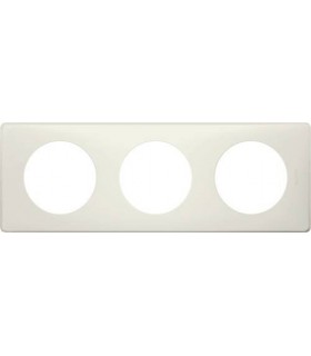 Рамка на 3 поста Legrand Celiane, белая перкаль {PRODUCT_REFERENCE}