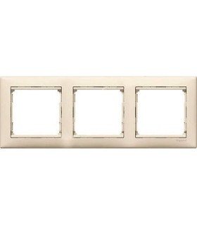 Рамка на 3 поста горизонтальная Legrand Valena, слоновая кость {PRODUCT_REFERENCE}