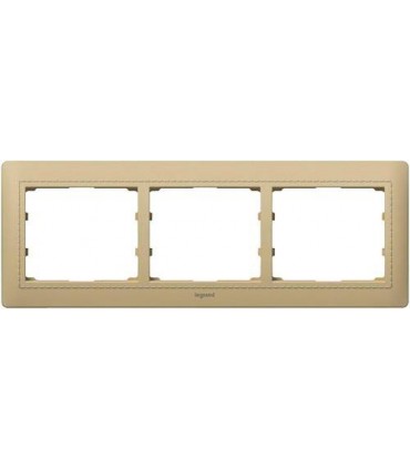Рамка на 3 поста горизонтальная Legrand Galea Life, кожа/Havana {PRODUCT_REFERENCE}