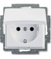 Розетка с заземлением с крышкой ABB Basic 55, белый 2018-0-0350