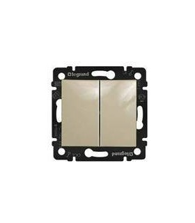 Переключатель двухклавишный Legrand Valena, слоновая кость {PRODUCT_REFERENCE}