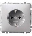 Merten SD Алюминий Розетка с/з с защитными шторками {PRODUCT_REFERENCE}